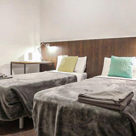 Traveller House Apartment Barcelona Bagian luar foto