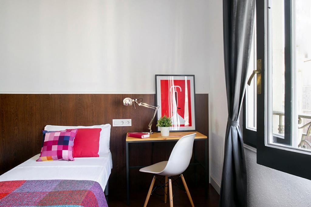 Traveller House Apartment Barcelona Bagian luar foto
