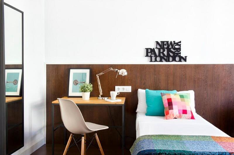 Traveller House Apartment Barcelona Bagian luar foto